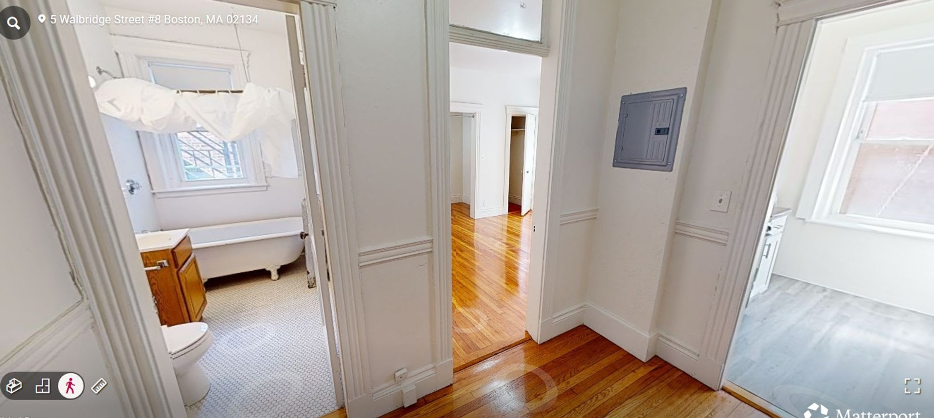 Great Studio for 9/1 Close to the Green Line – photo 1