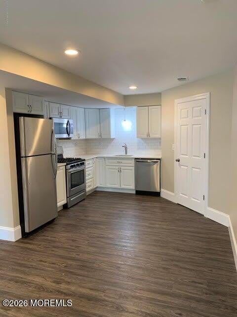 709 7th Avenue – photo 1