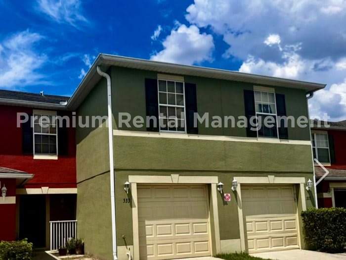 533 Cresting Oak Circle – photo 1 of 25