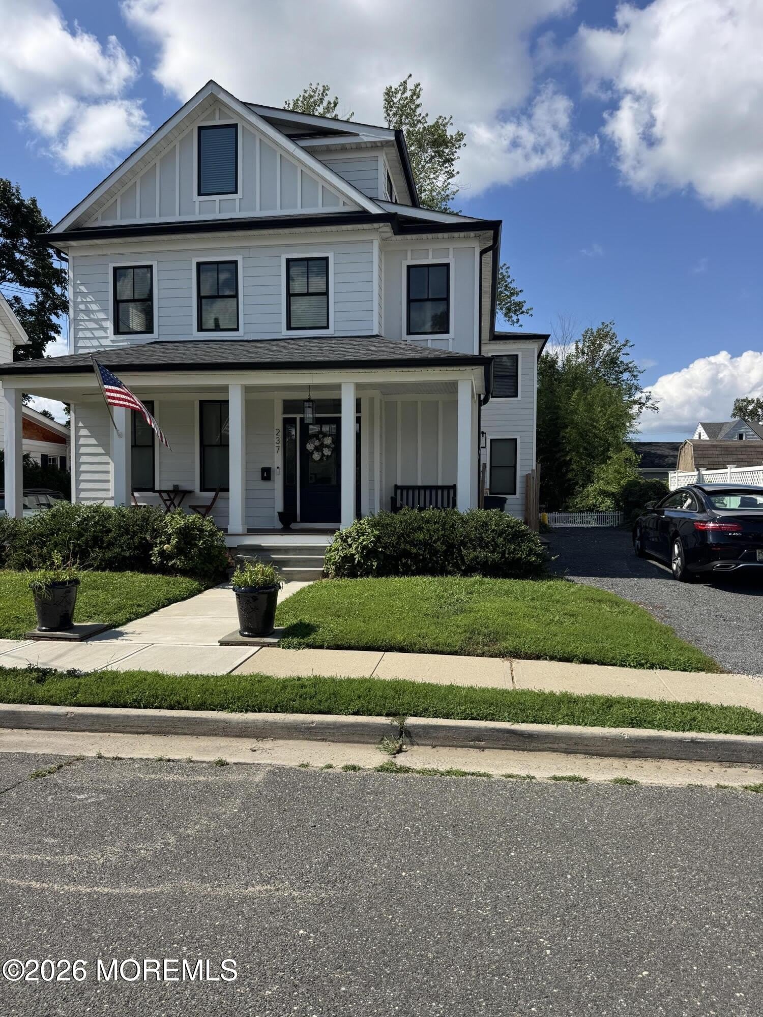 237 Mechanic Street – photo 1