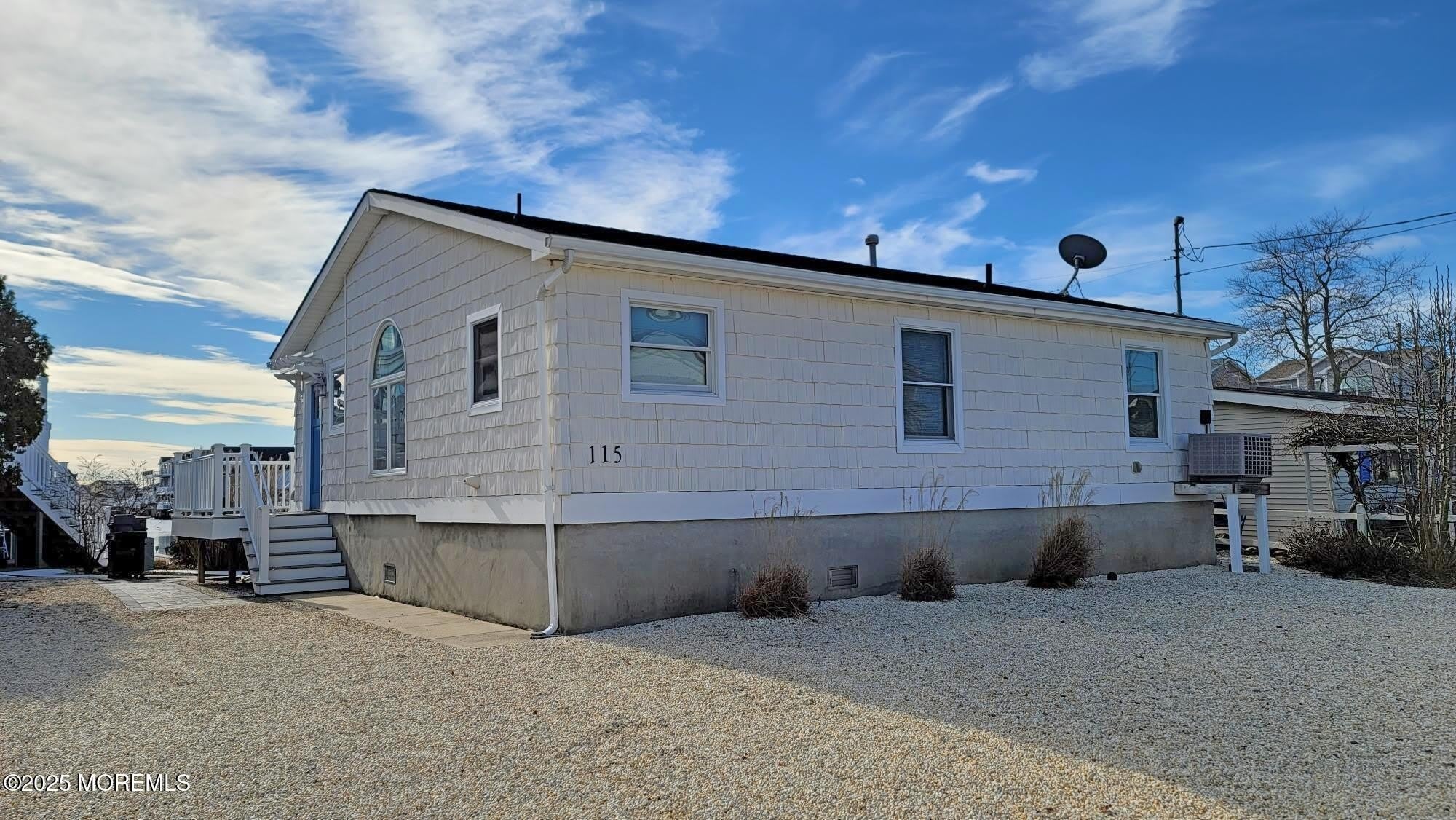115 Charles Boulevard – photo 1 of 21
