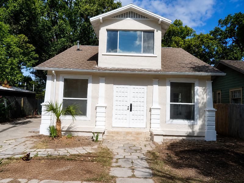 975 13th Avenue South – photo 1