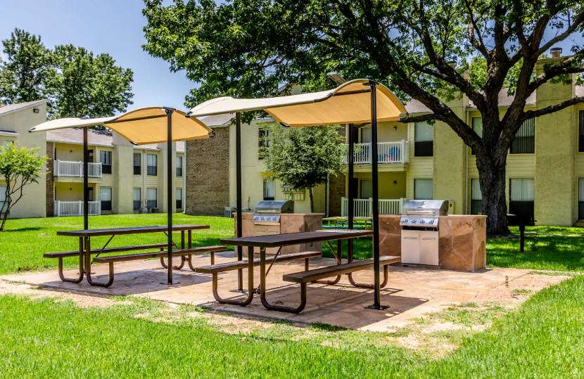 Creekwood Apartments – photo 1 of 17