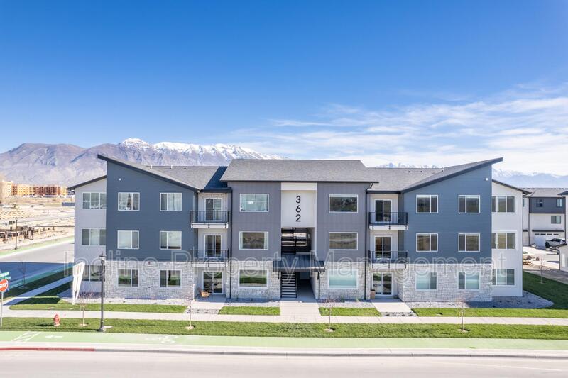 362 S 1080 W – photo 1 of 193