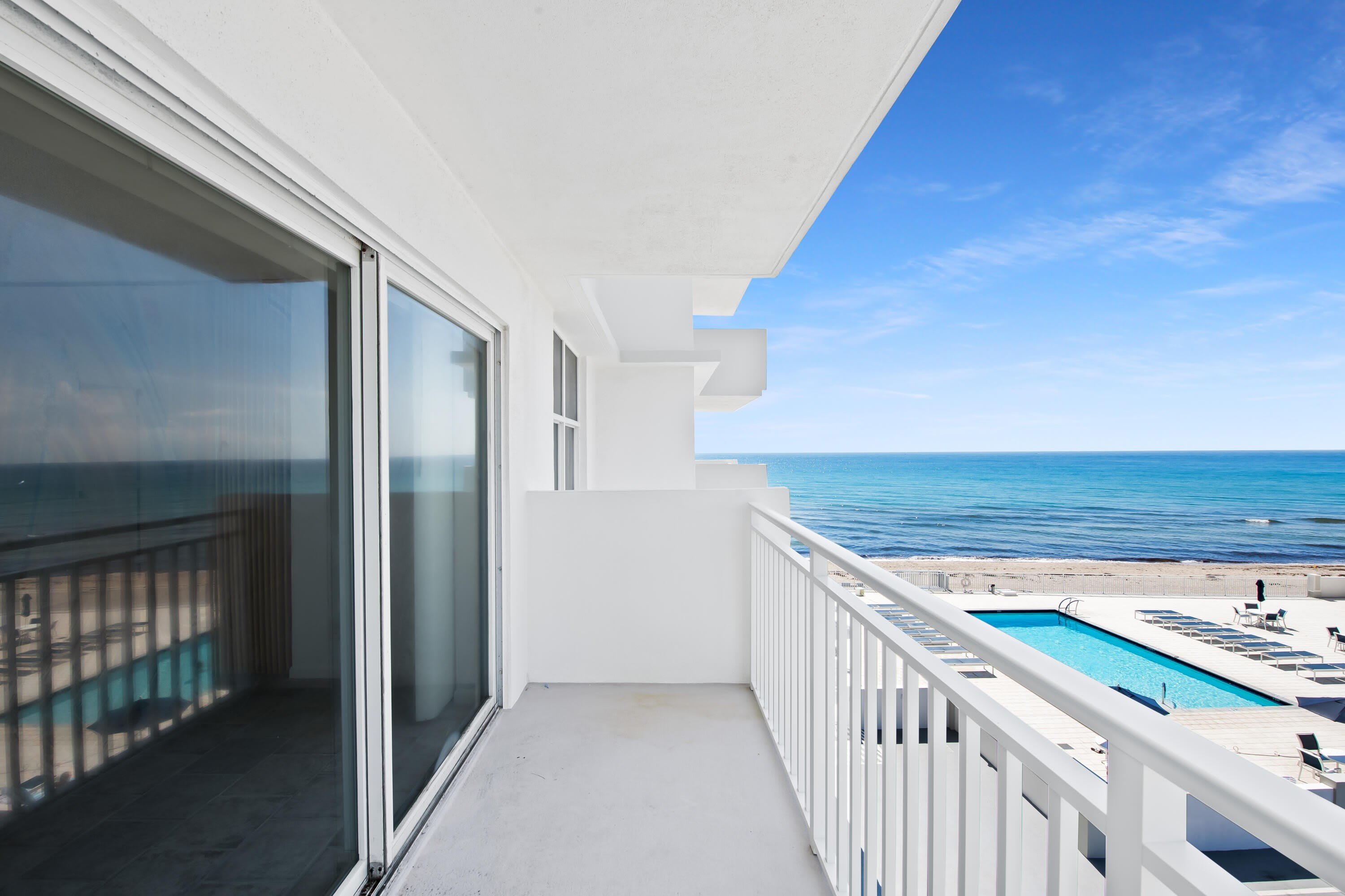 4505 S Ocean Boulevard – photo 1 of 20