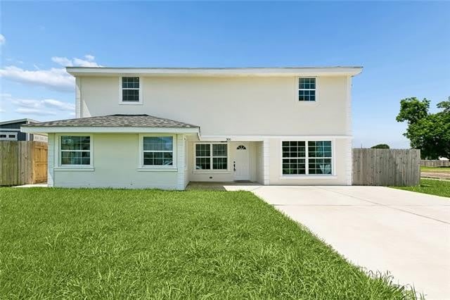 300 CHINCHILLA Drive – photo 1 of 22