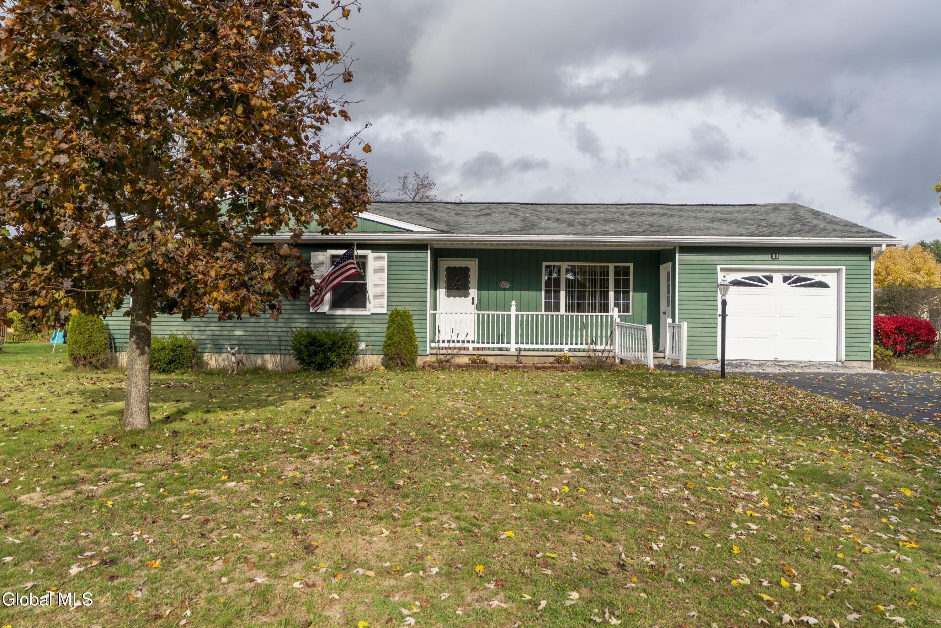 11 Keyes Street – photo 1 of 27