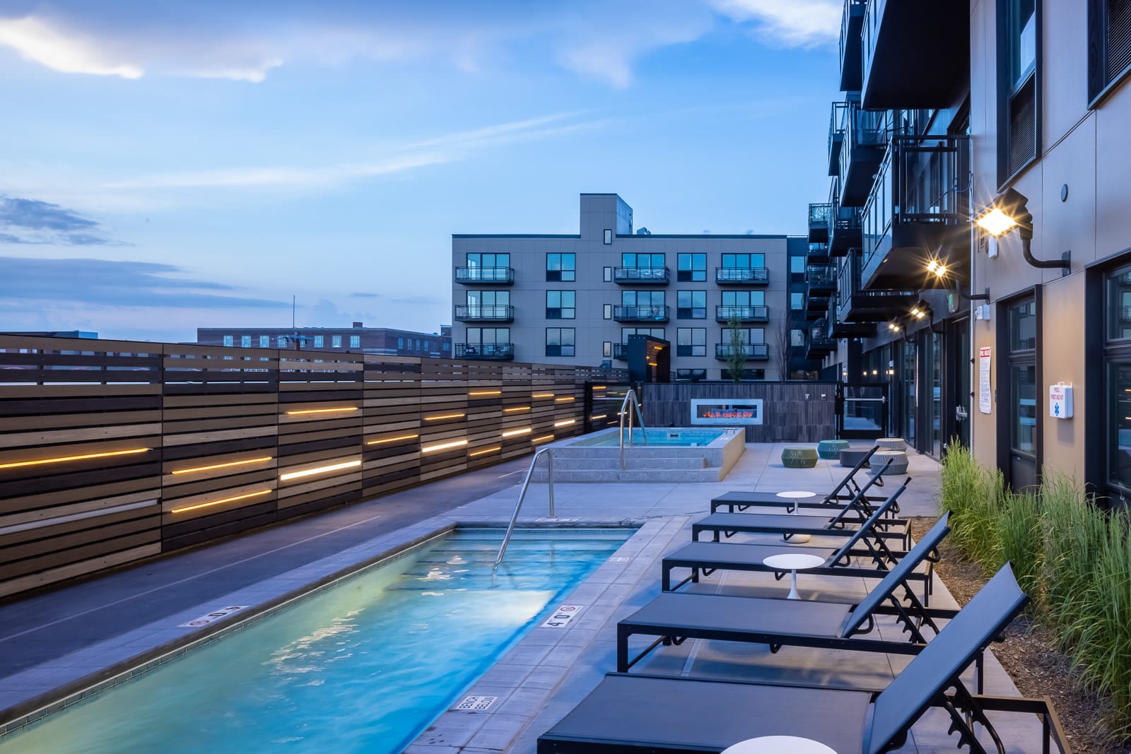 Platform Apartments – photo 1