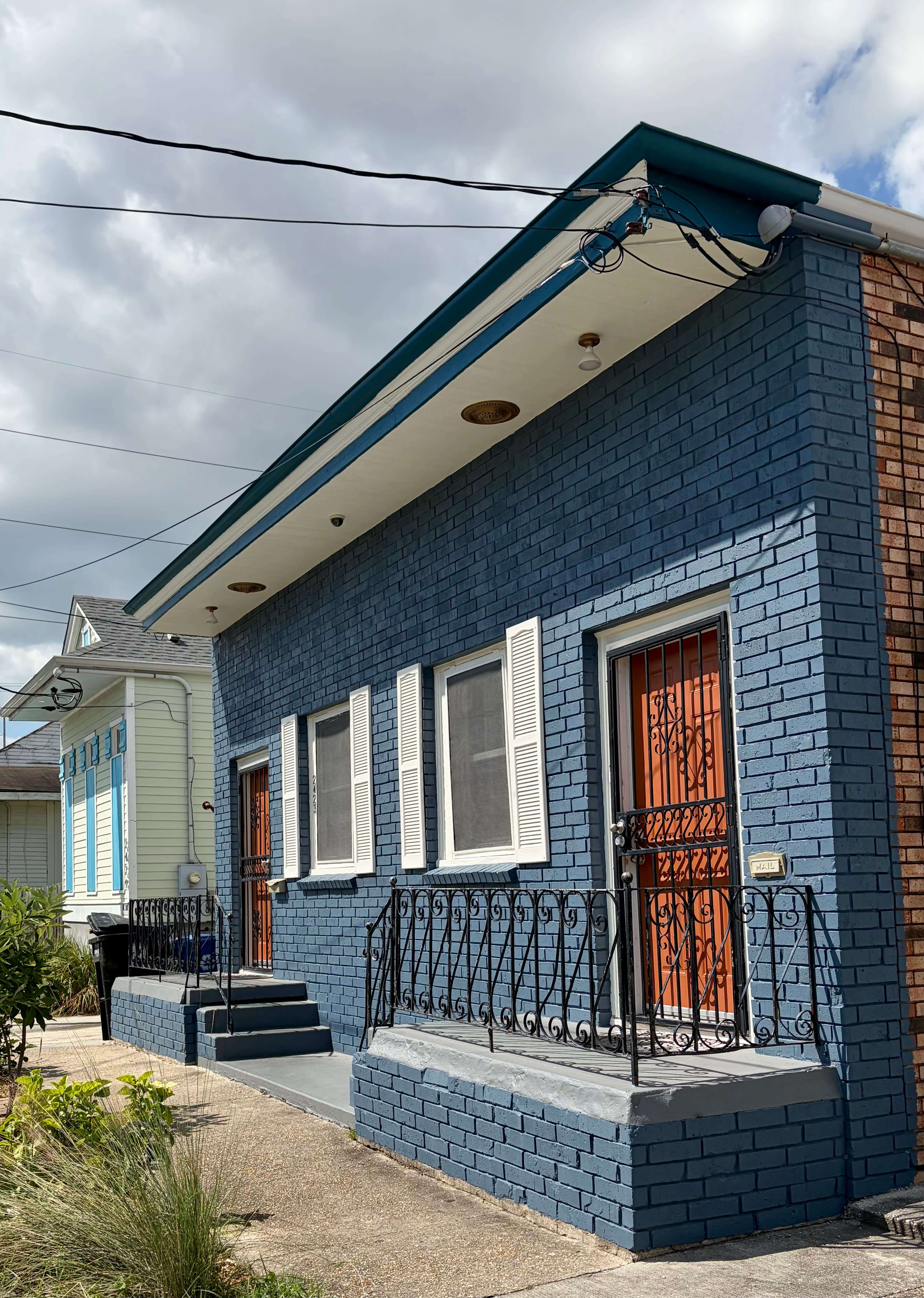 2423 Saint Ann Street – photo 1