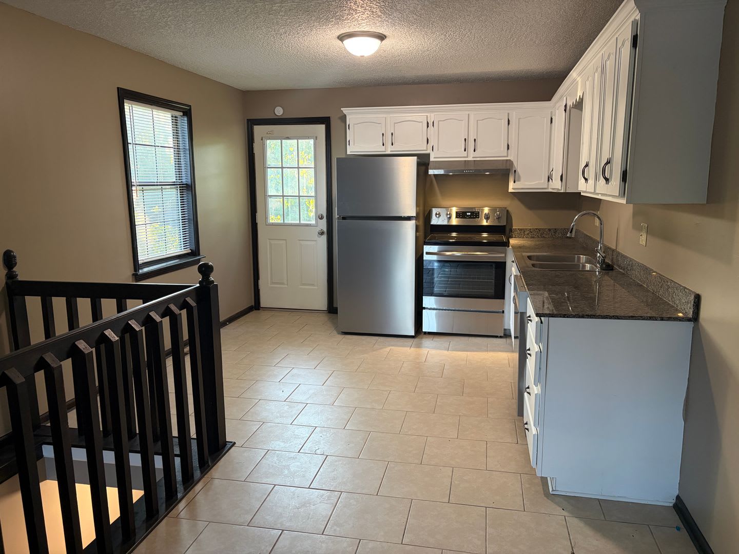 Secluded Parkville Duplex – photo 1 of 200
