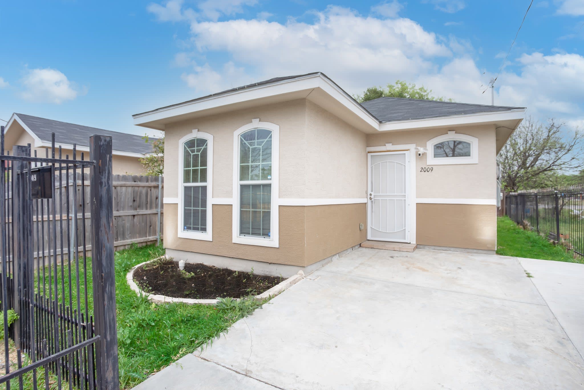 2009 Colima Street – photo 1
