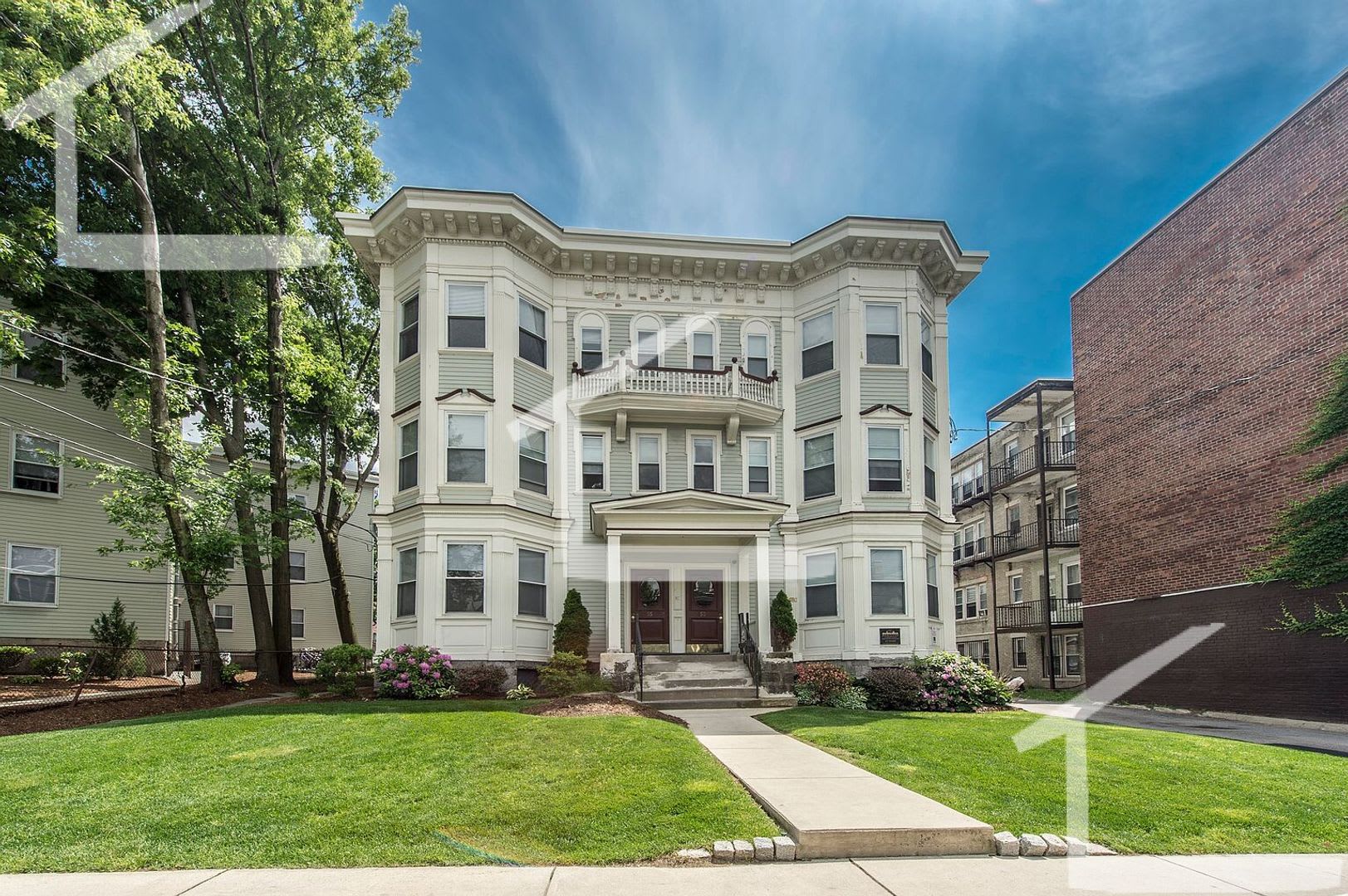 Nicely Priced, Spacious 2-bed/2-bath in Allston Avail for 9/1! – photo 1