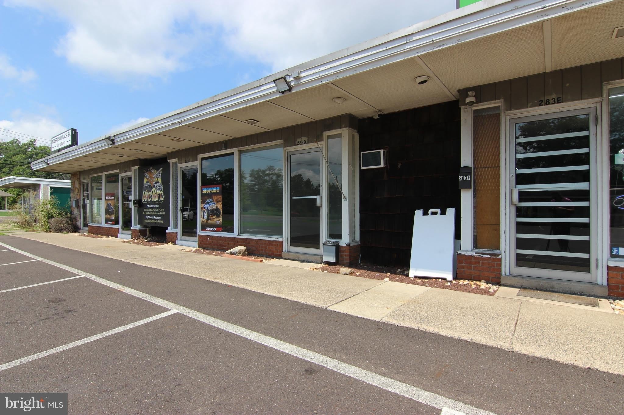 283 N WEST END Boulevard – photo 1
