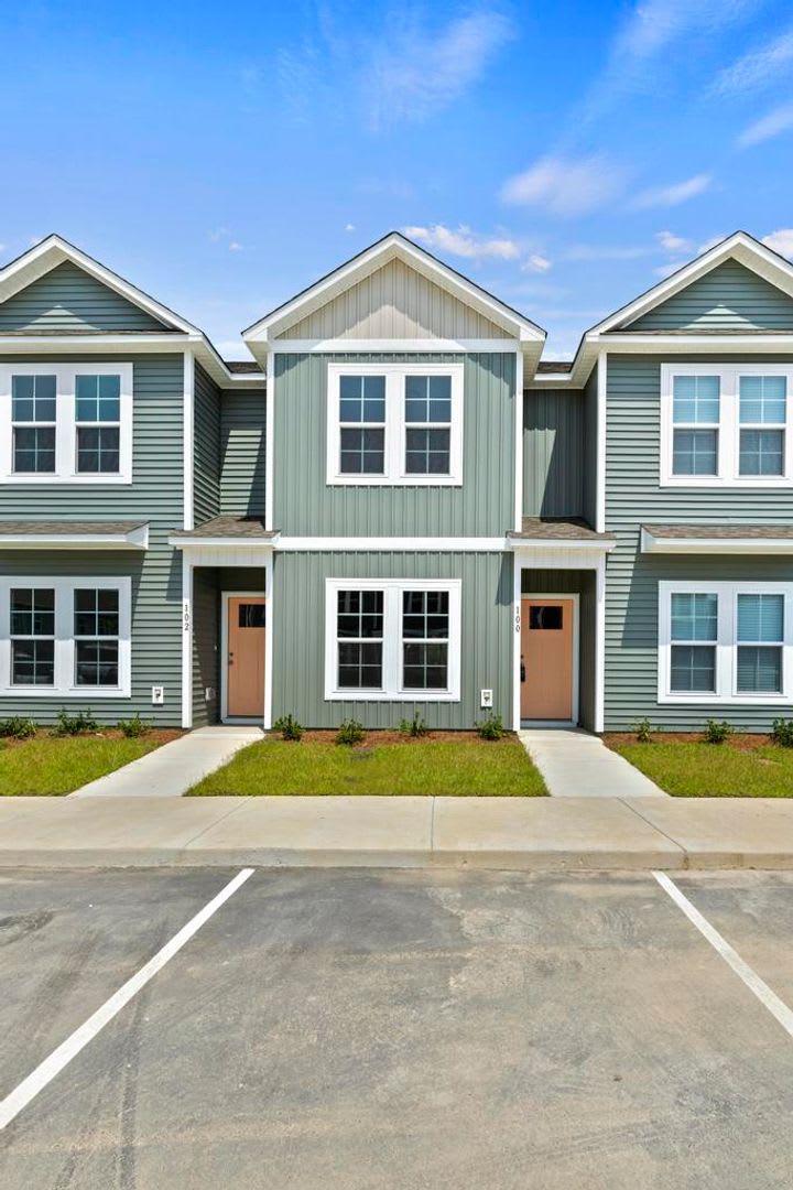 Be the 1st To Live in this Beautiful Home! – photo 1