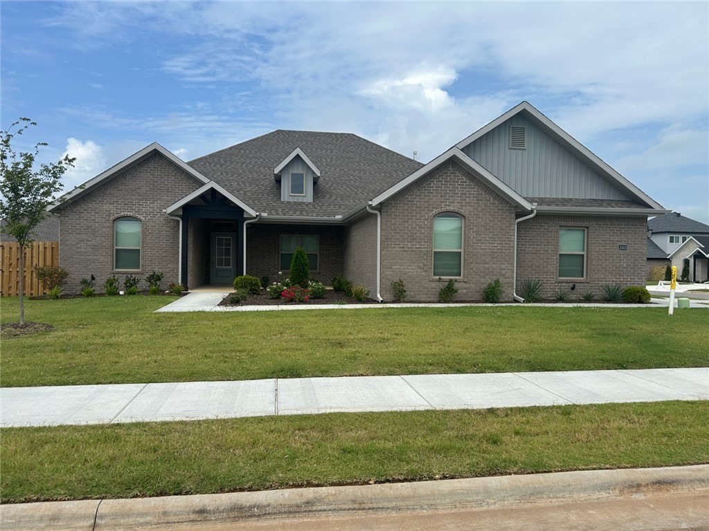 2413 Salmon Street – photo 1 of 12
