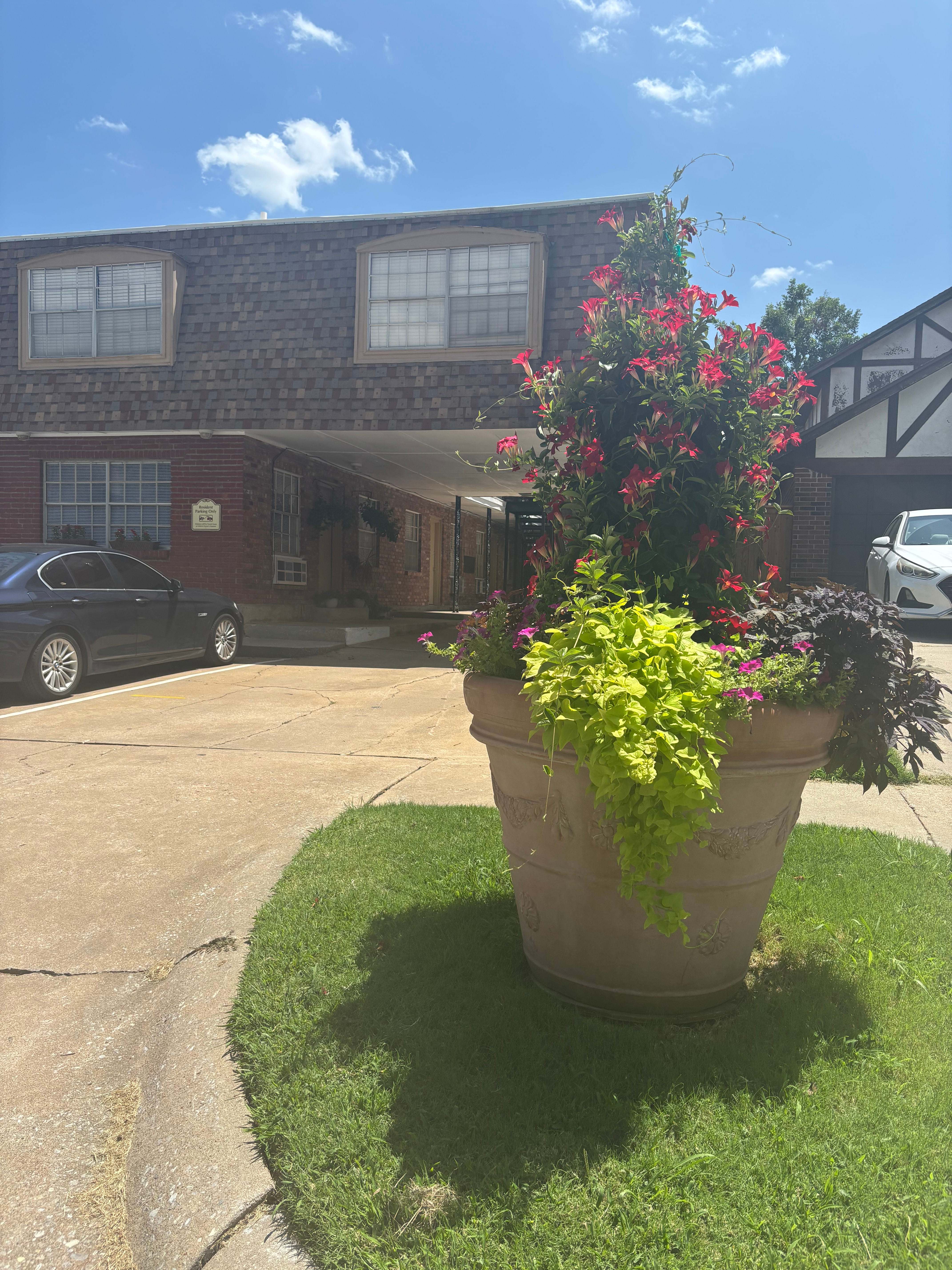 922 Northwest 21st Street – photo 1