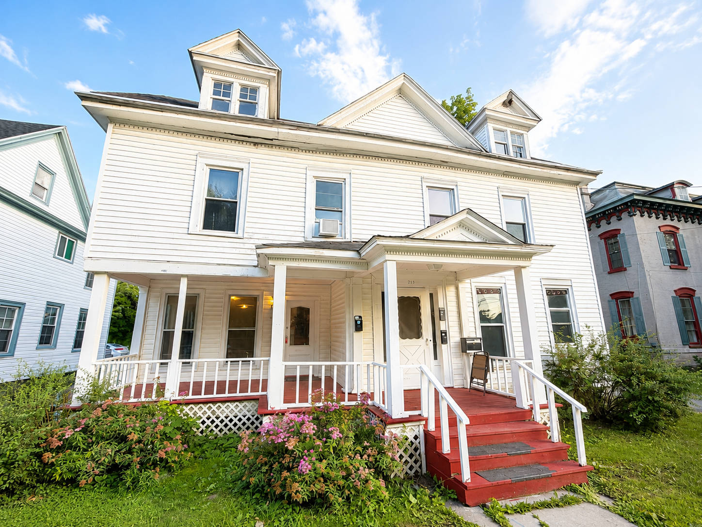 213 Clinton Street – photo 1 of 13