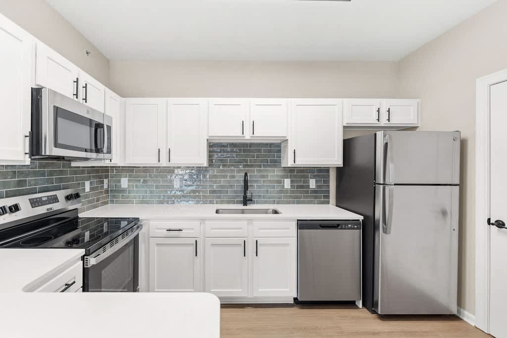 The Manor Homes Of Eagle Glen – photo 1 of 235