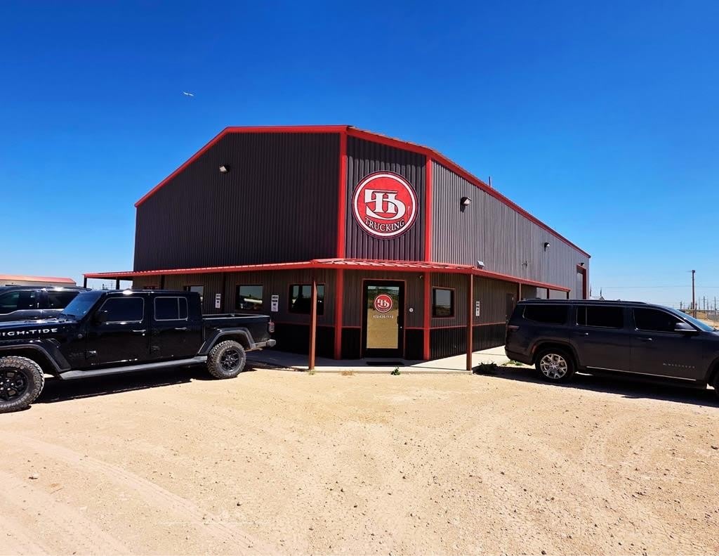 1003 E County Rd 140 – photo 1