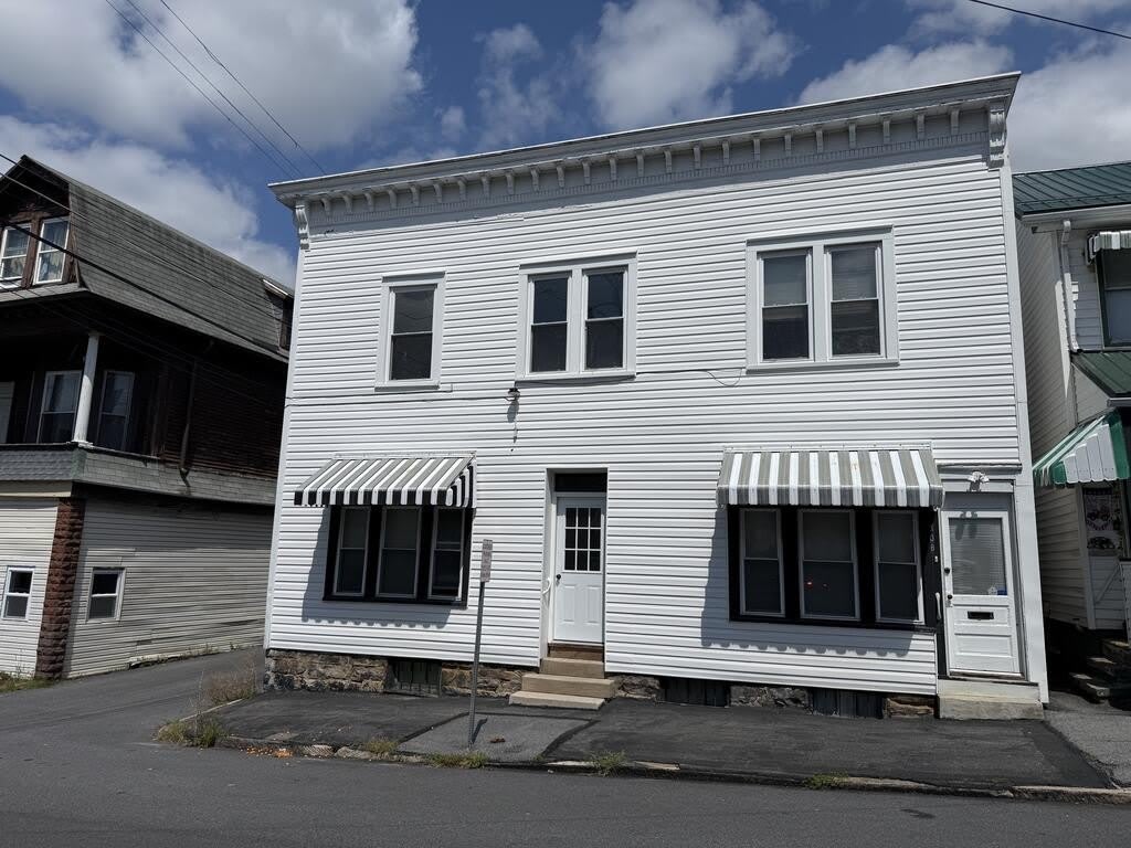 308 4Th St – photo 1 of 26
