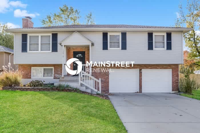 15915 West 152nd Circle – photo 1