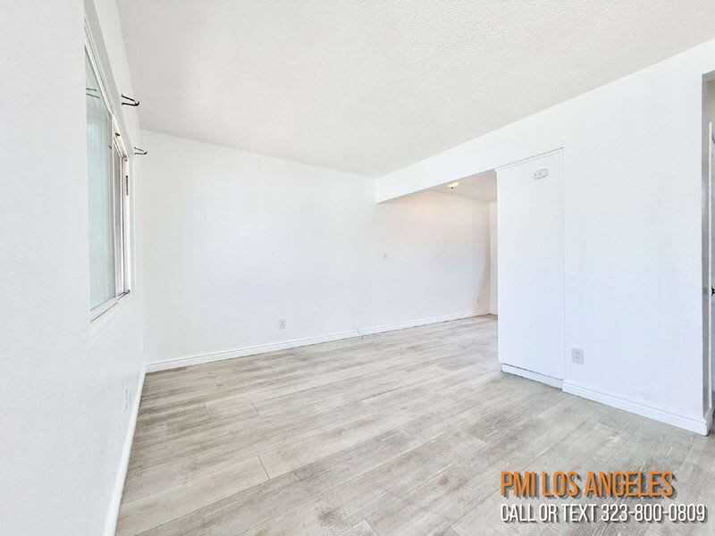 8306 South Main Street – photo 1
