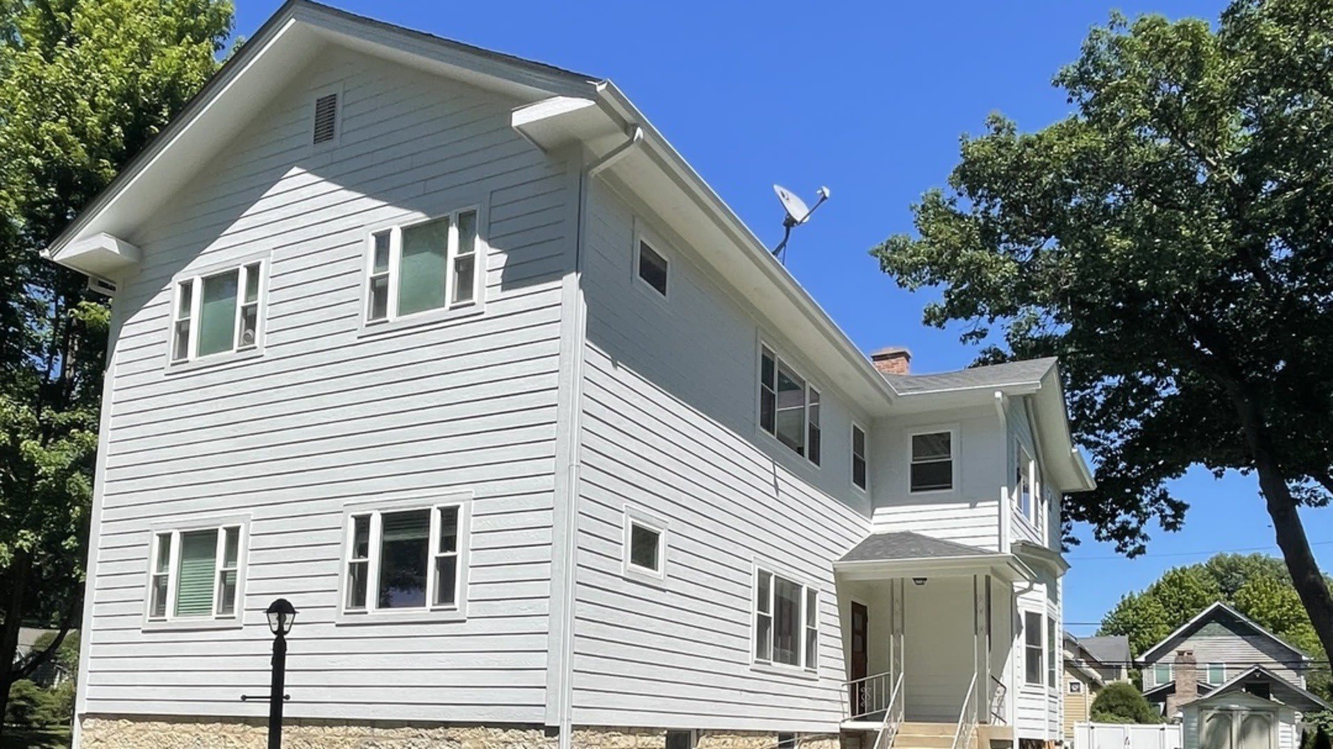 632 N Center Street – photo 1 of 12