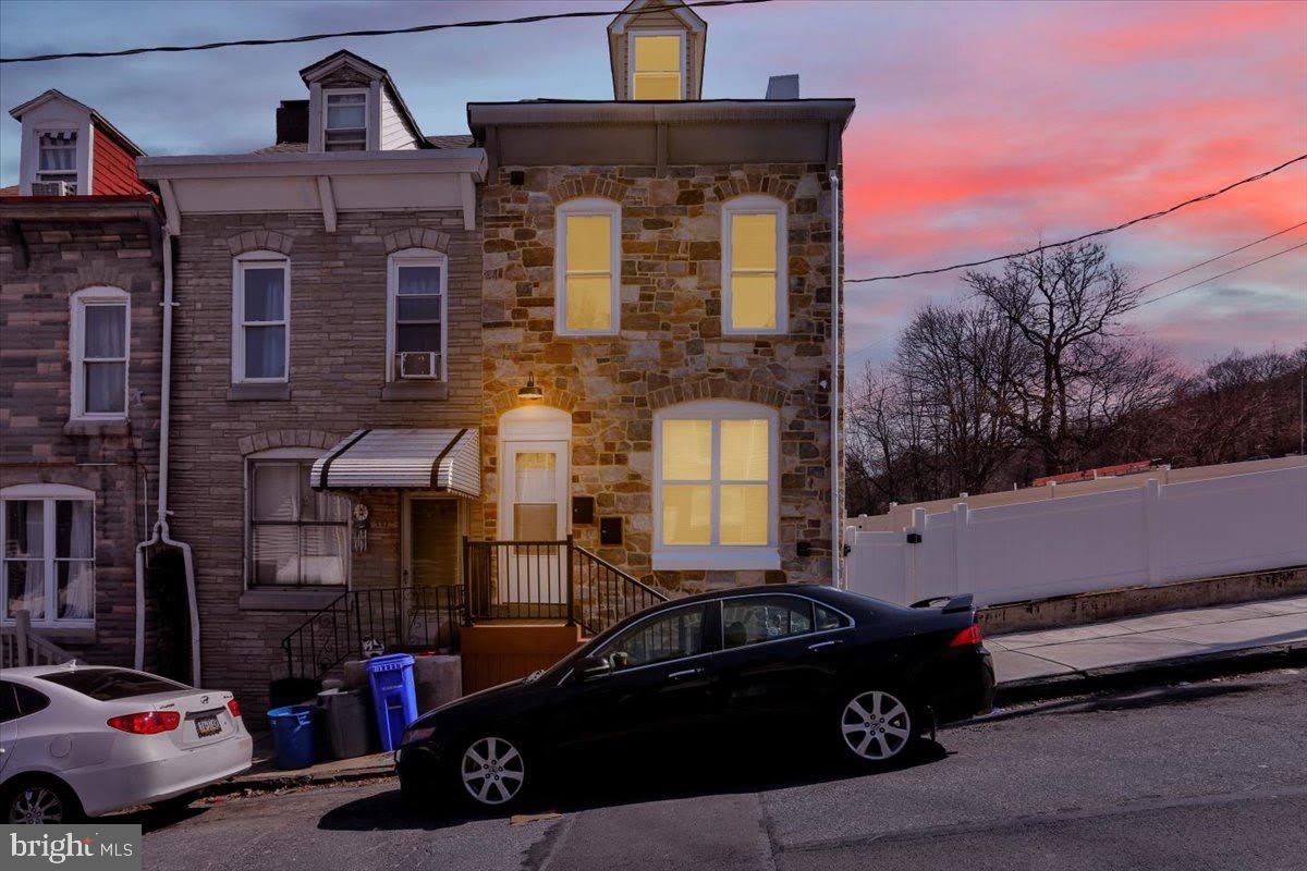 553 WUNDER Street – photo 1