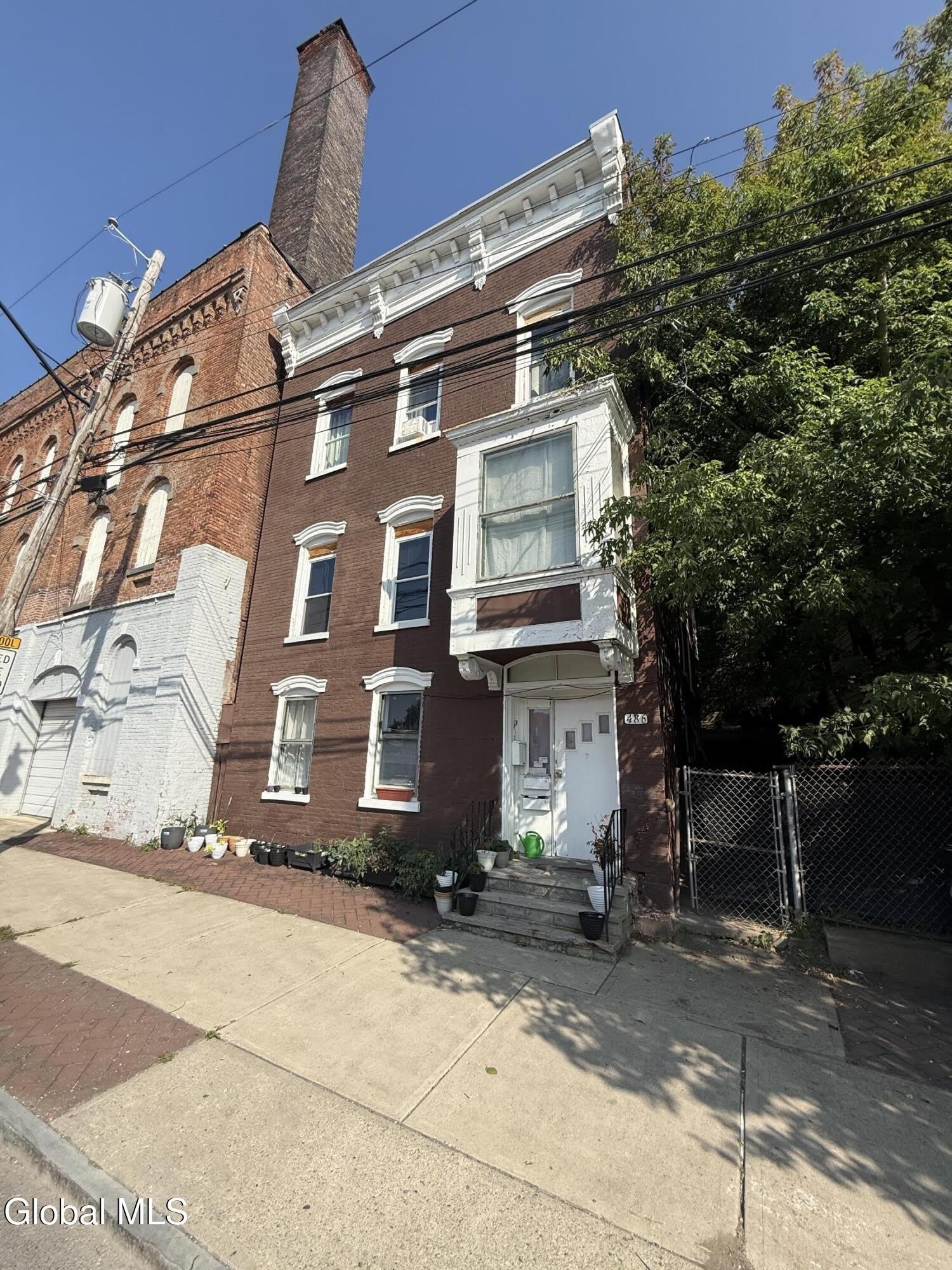 486 4th Street – photo 1 of 26