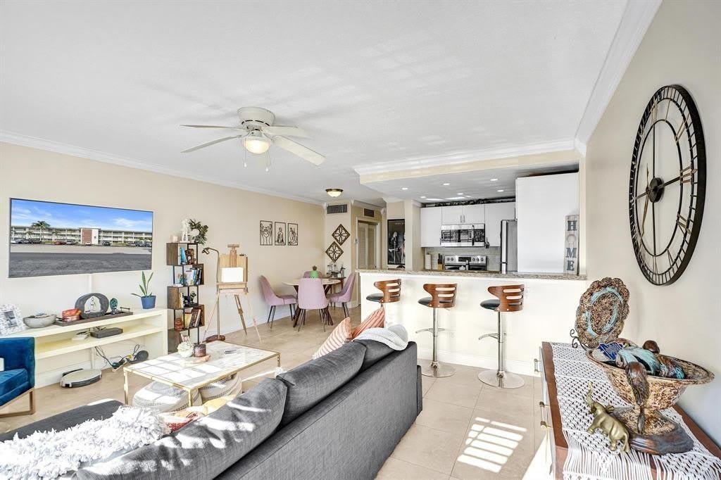 5201 NE 24th Terrace – photo 1