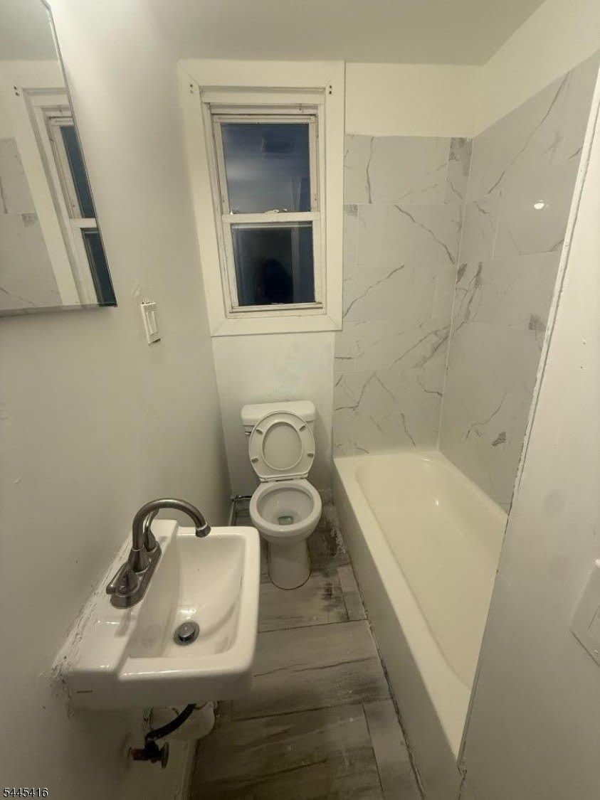 76 4Th St – photo 1 of 6