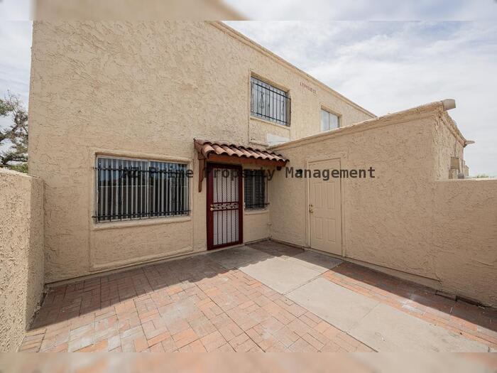 5414 West Lynwood Street – photo 1