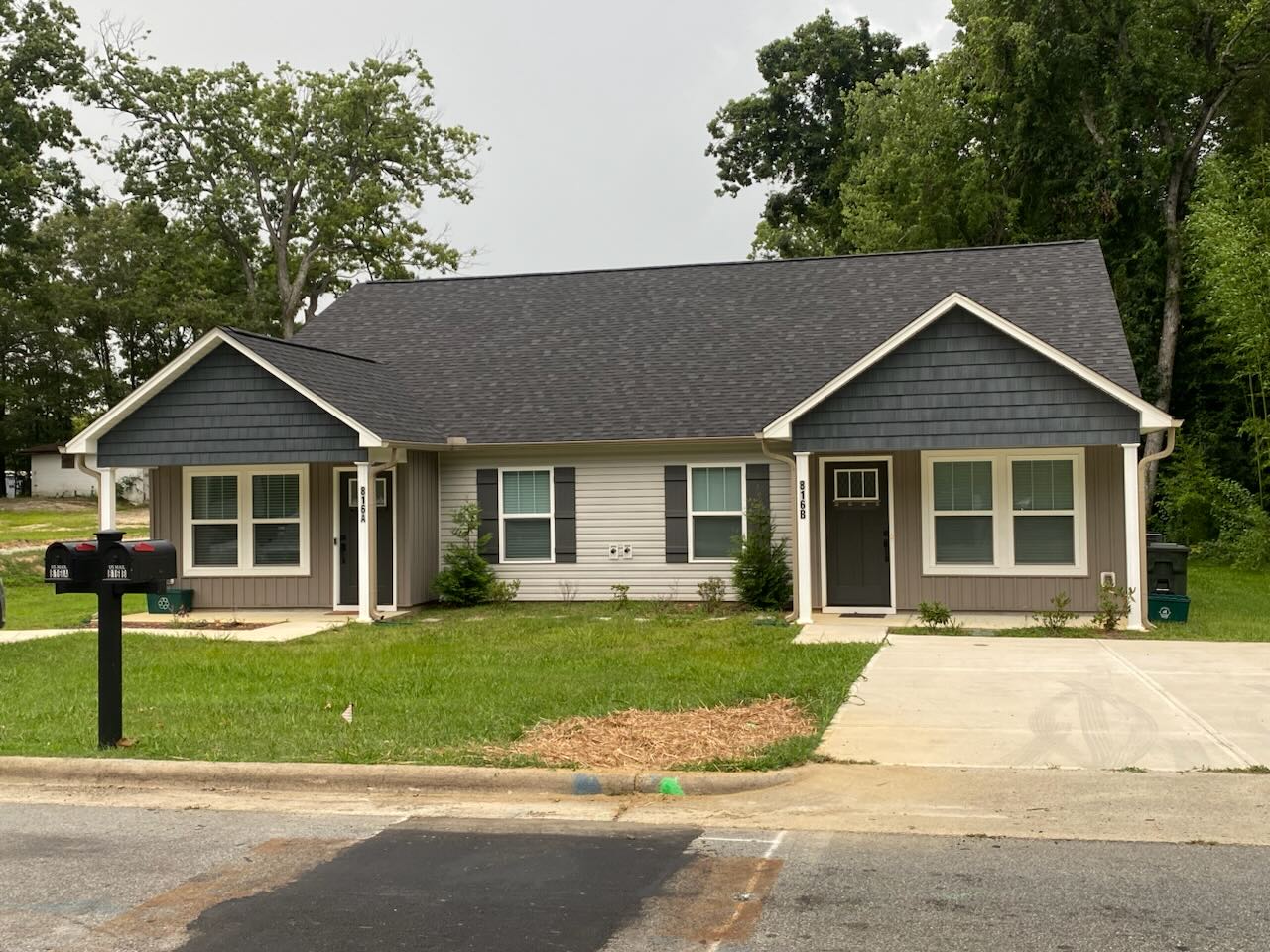 816 Unity St – photo 1 of 42