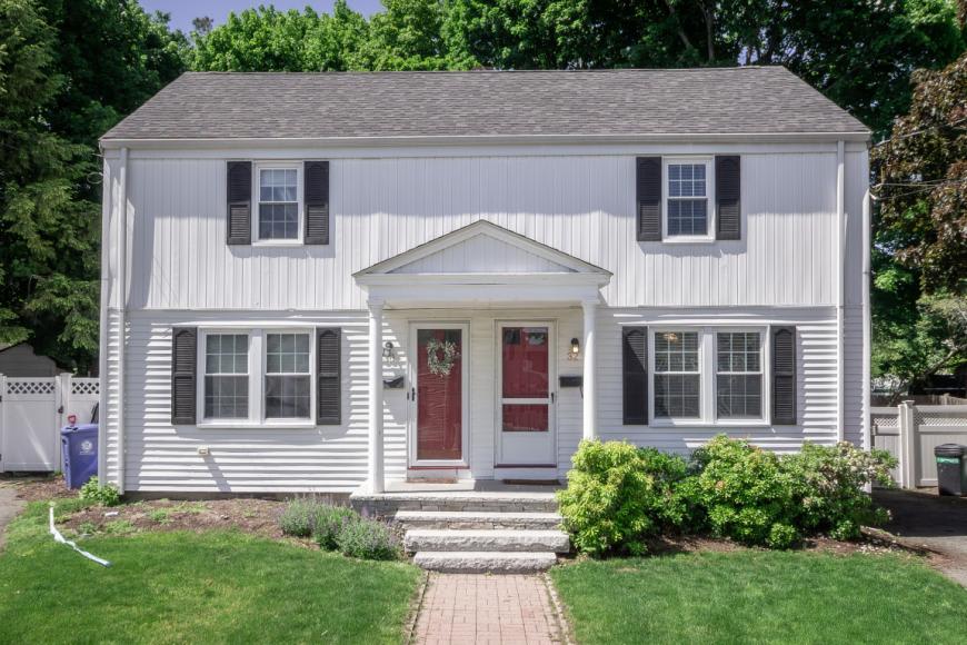 32 Hamilton Rd. – photo 1 of 10