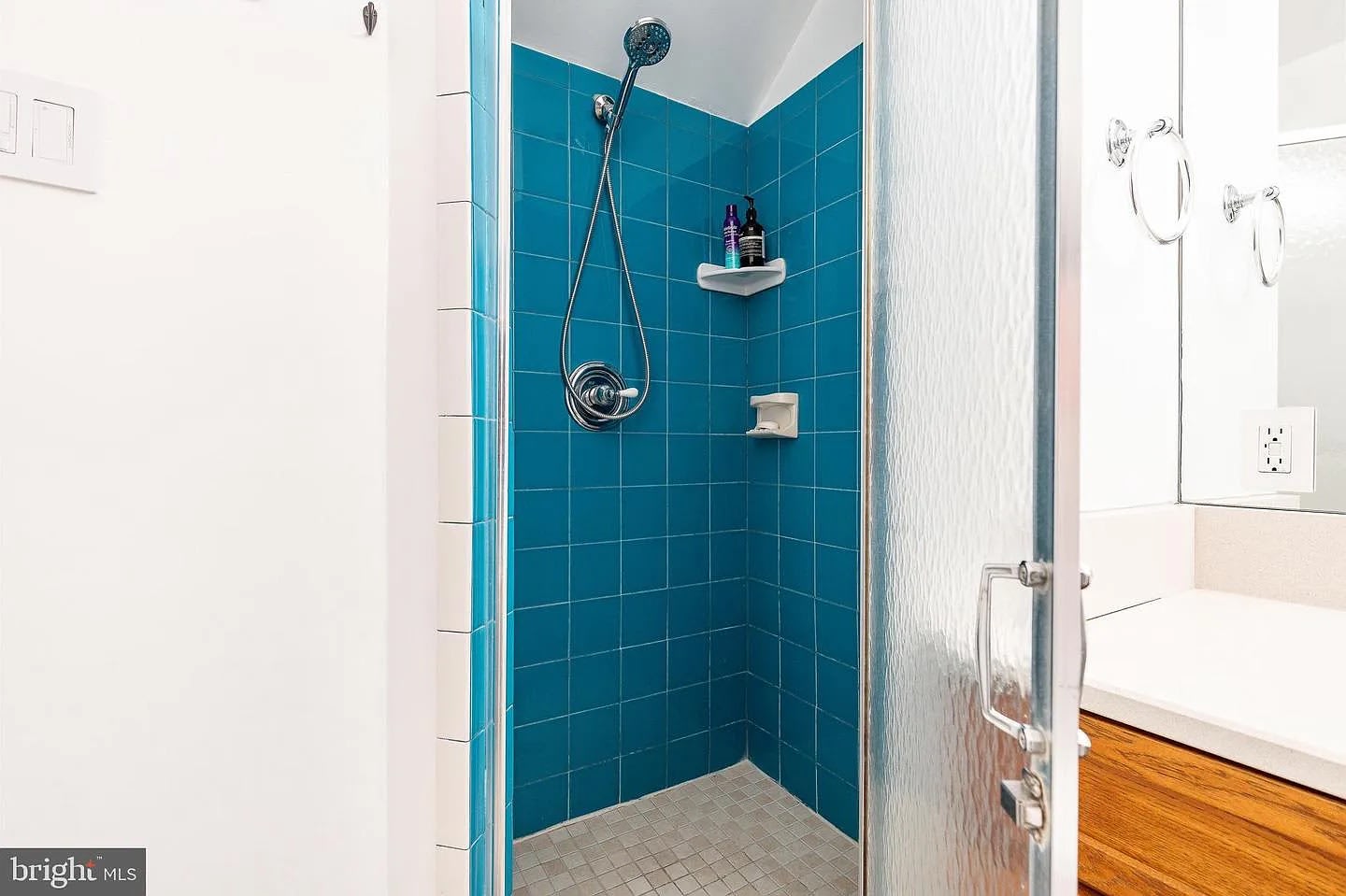 3937 Terrace Street – photo 1