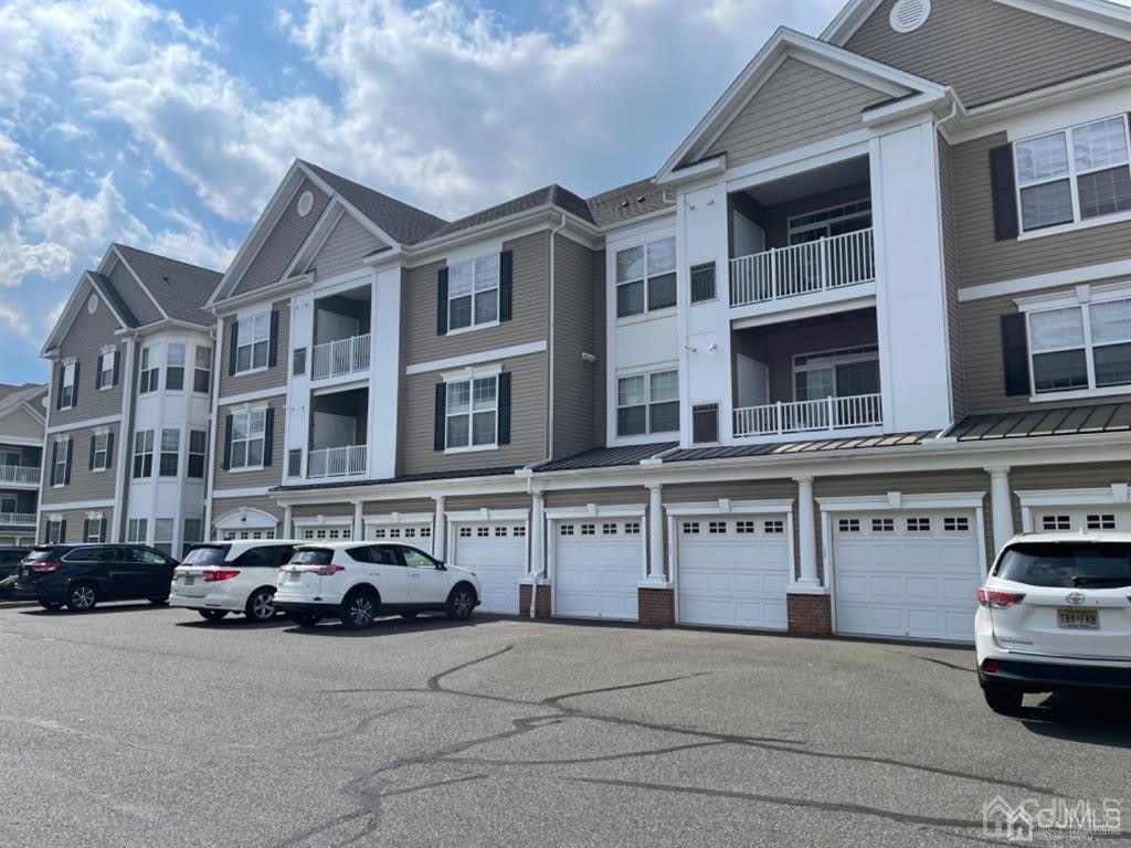 2324 Edward Stec Boulevard – photo 1 of 26