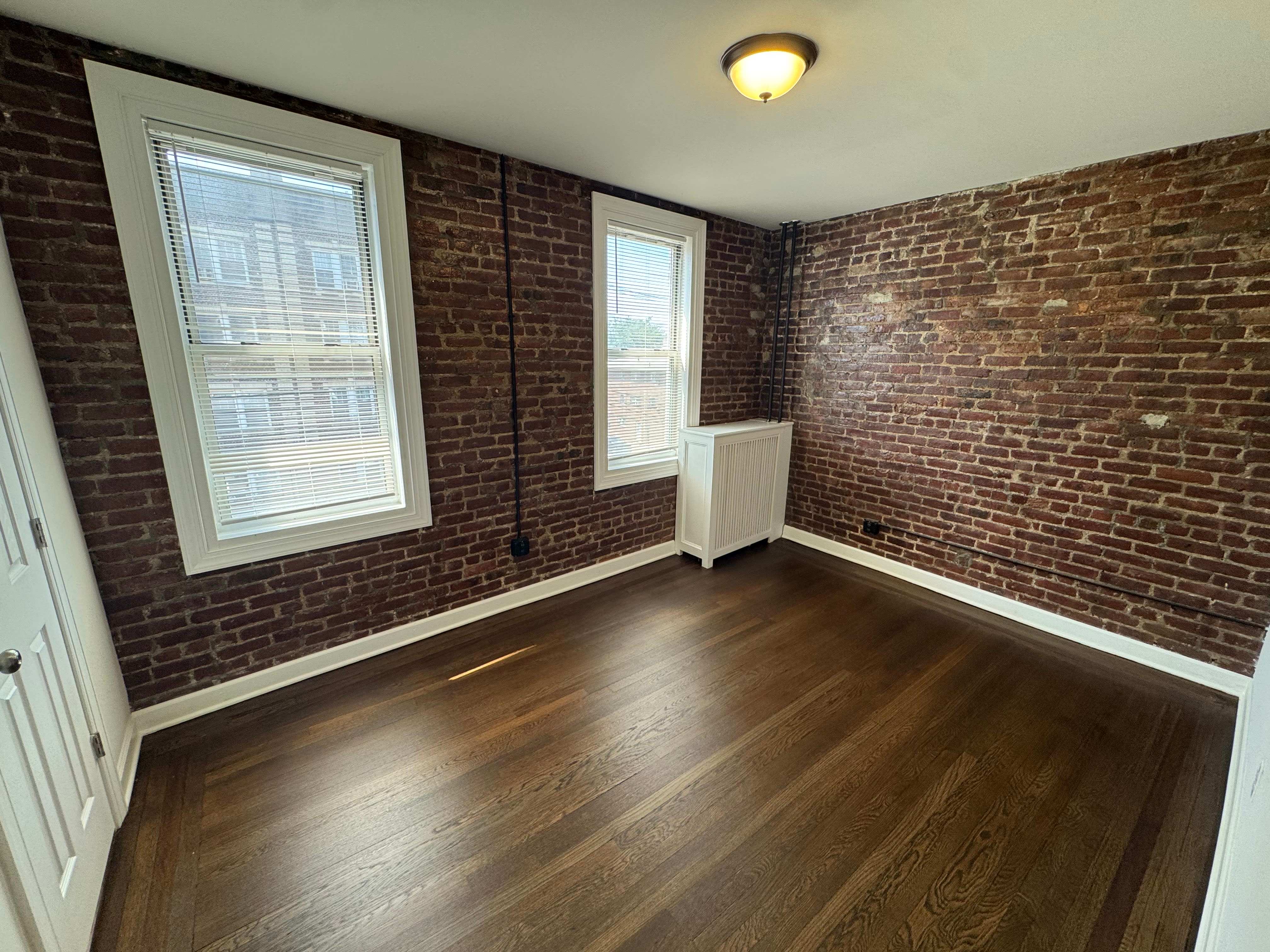 7512 Park Ave – photo 1 of 7