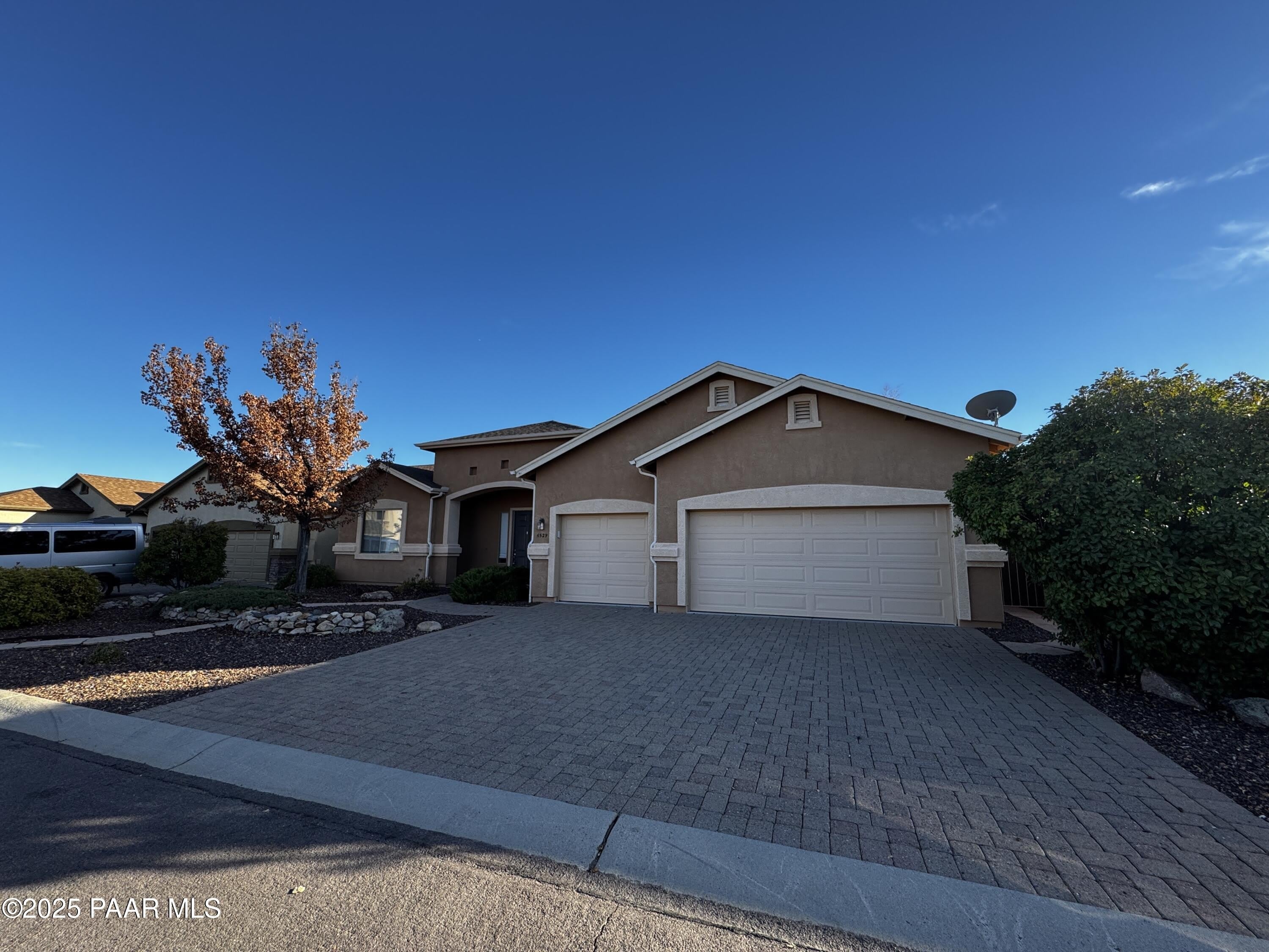 6529 E Falon – photo 1 of 11