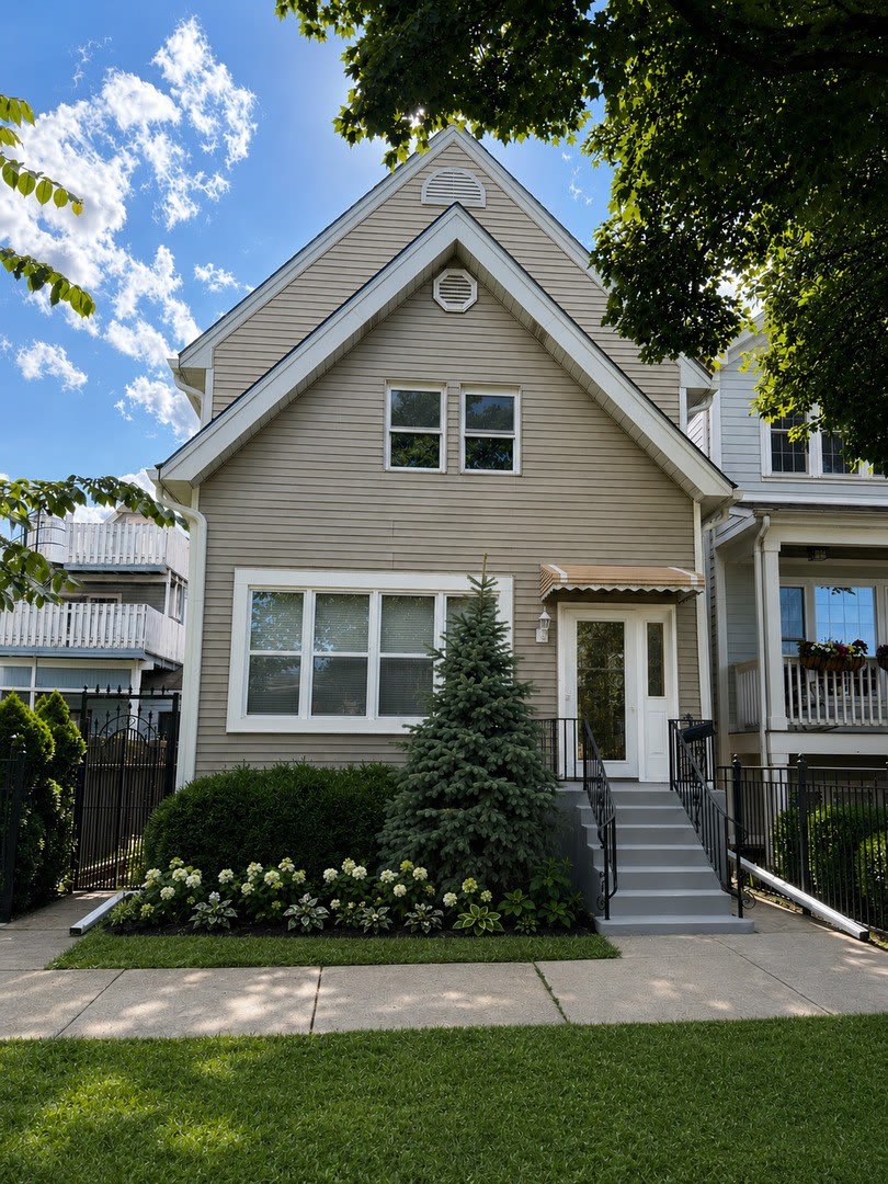 3914 N Mozart Street – photo 1