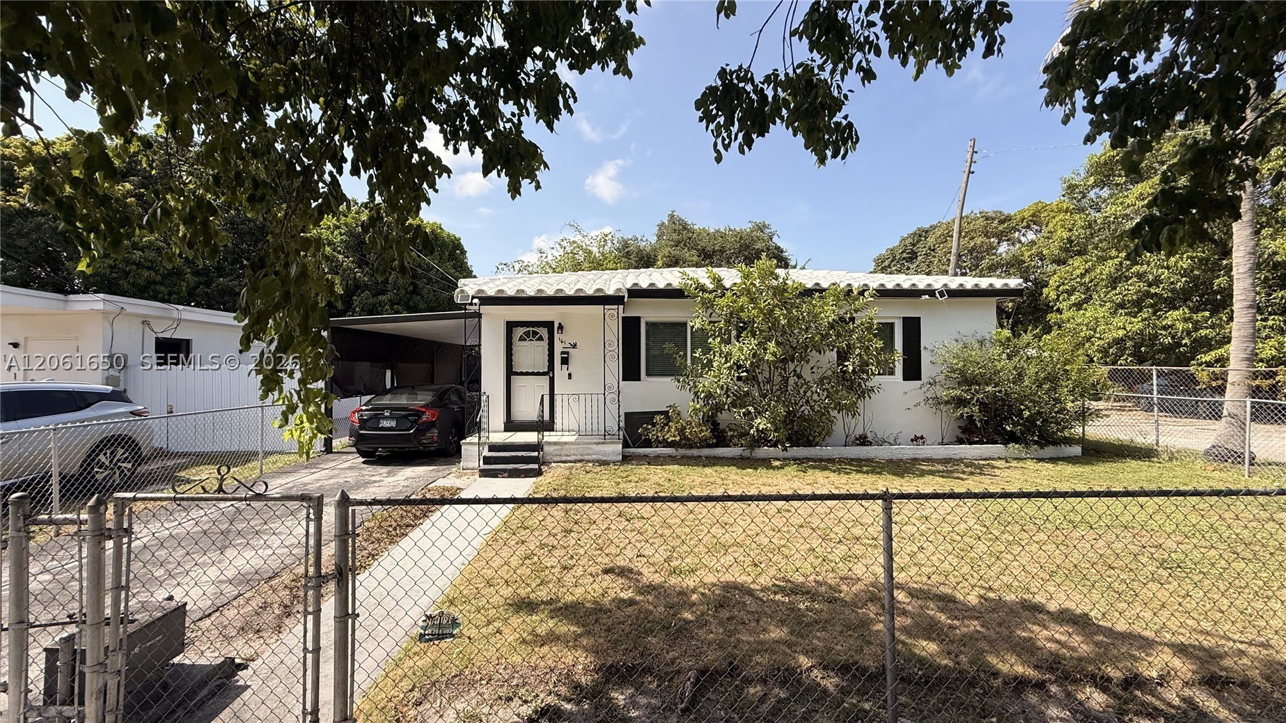 161 NW 41st St – photo 1