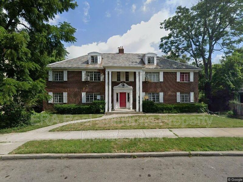 220 Loraine Ave – photo 1