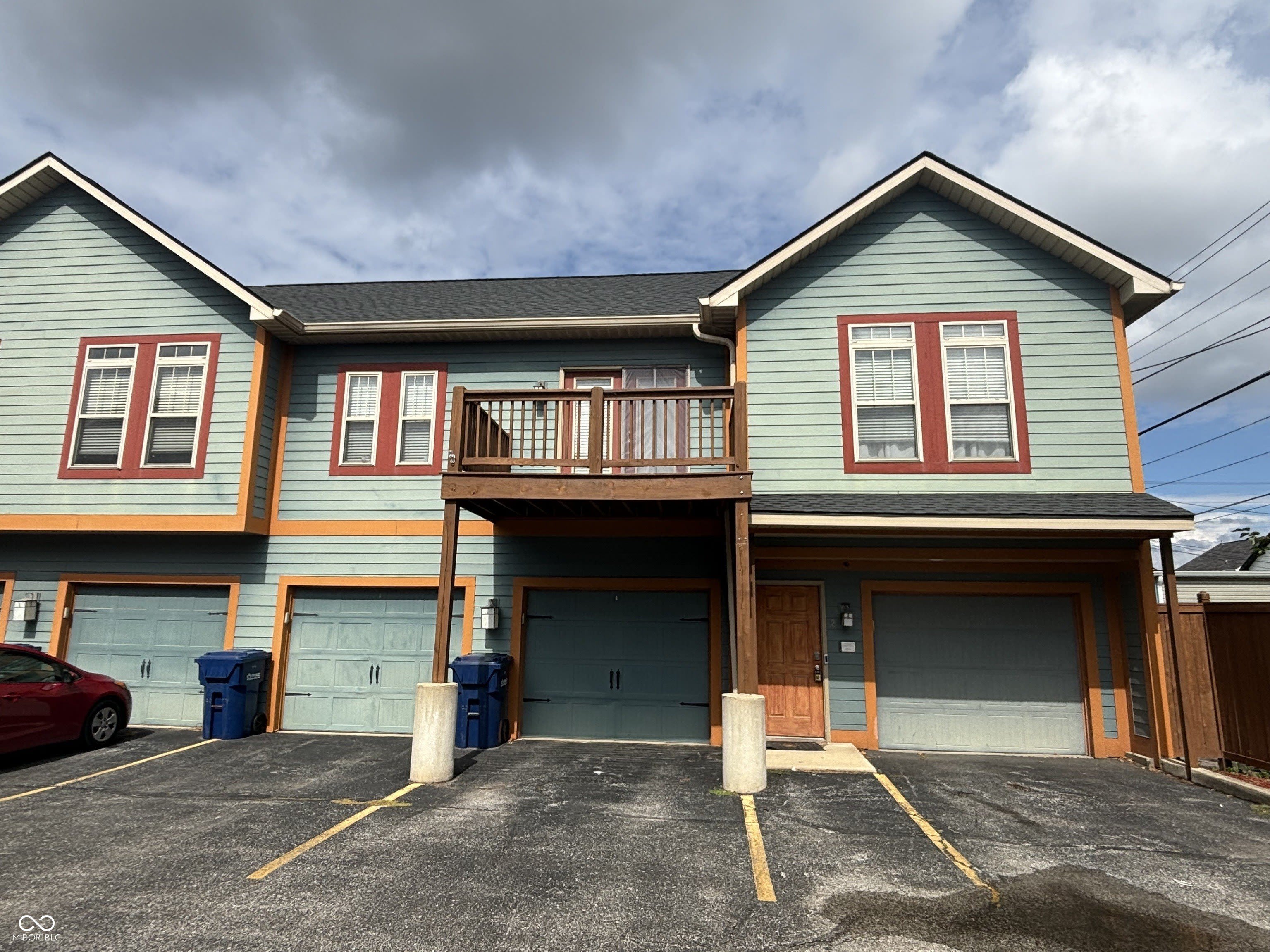 1643 N College Avenue N – photo 1