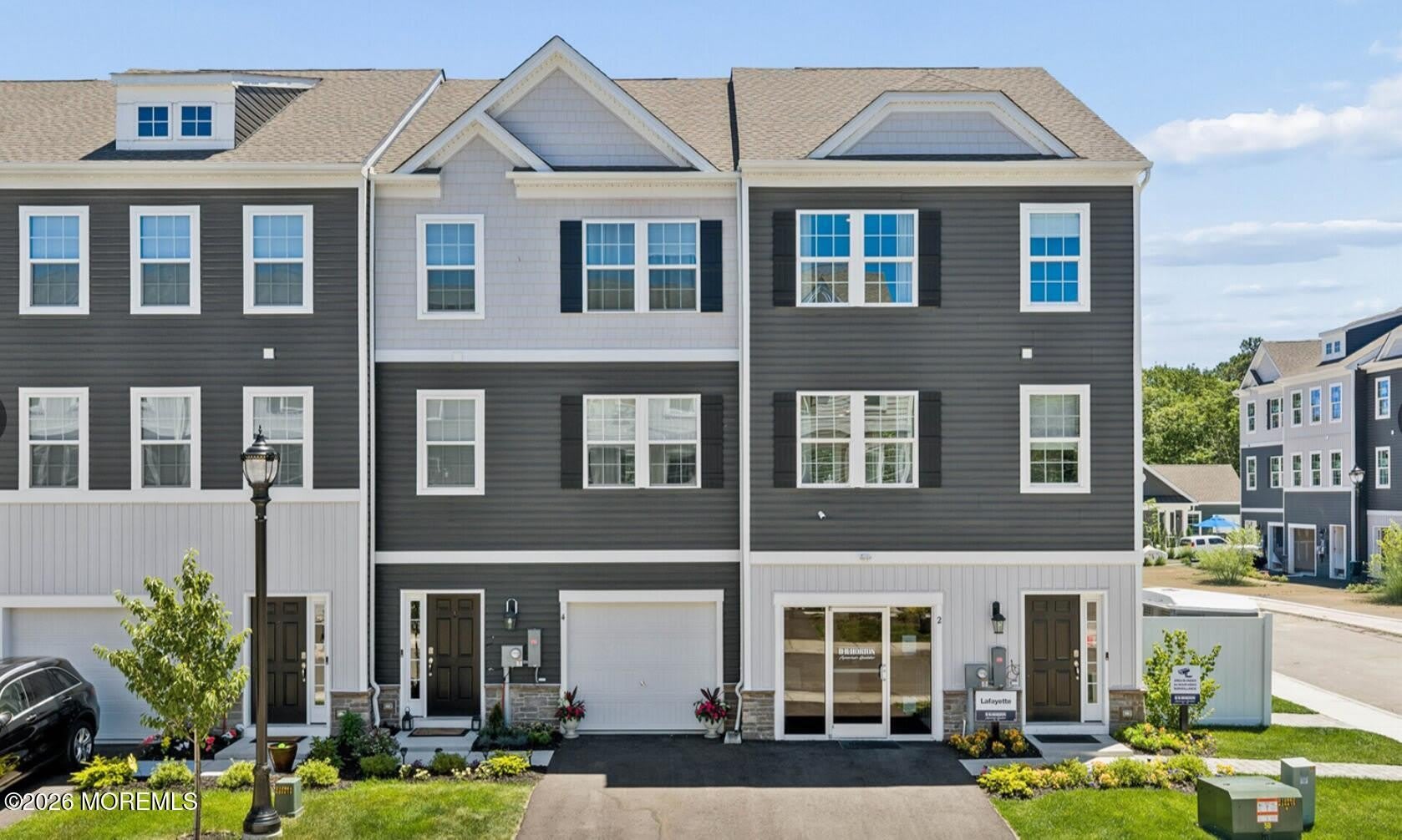 14 Forest Park Drive – photo 1