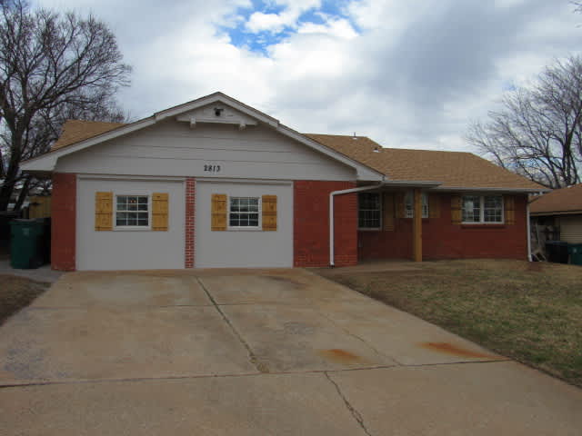 2813 Southeast 46th Street – photo 1 of 18