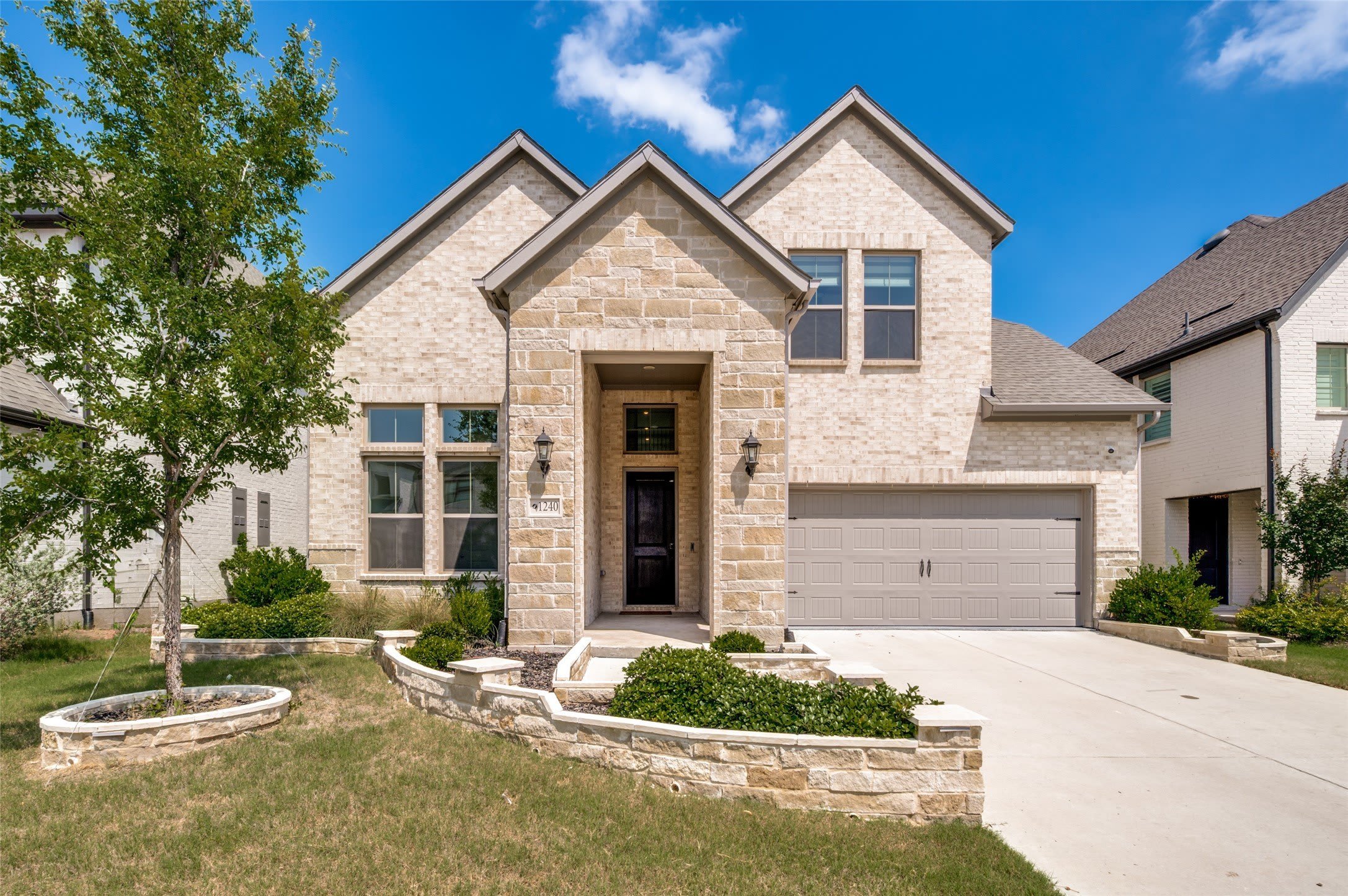 1240 Crescent Lane – photo 1