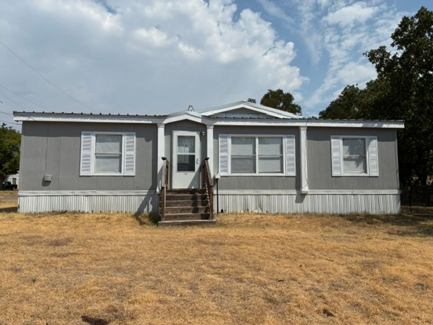Gatesville – photo 1 of 14