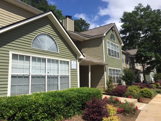 Twin Springs Apartment Homes – photo 1