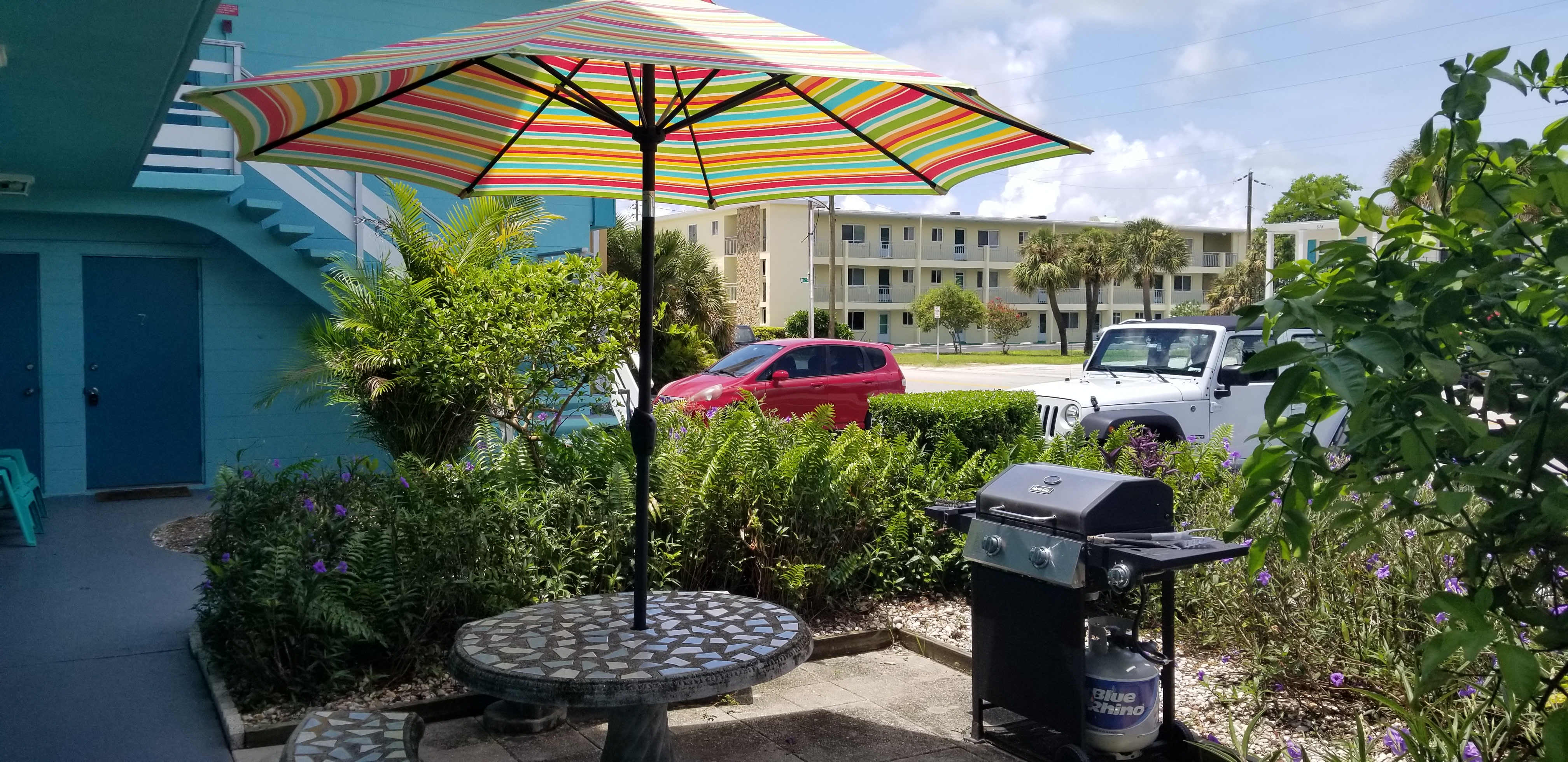 504 67Th Ave Apt 12 – photo 1 of 82
