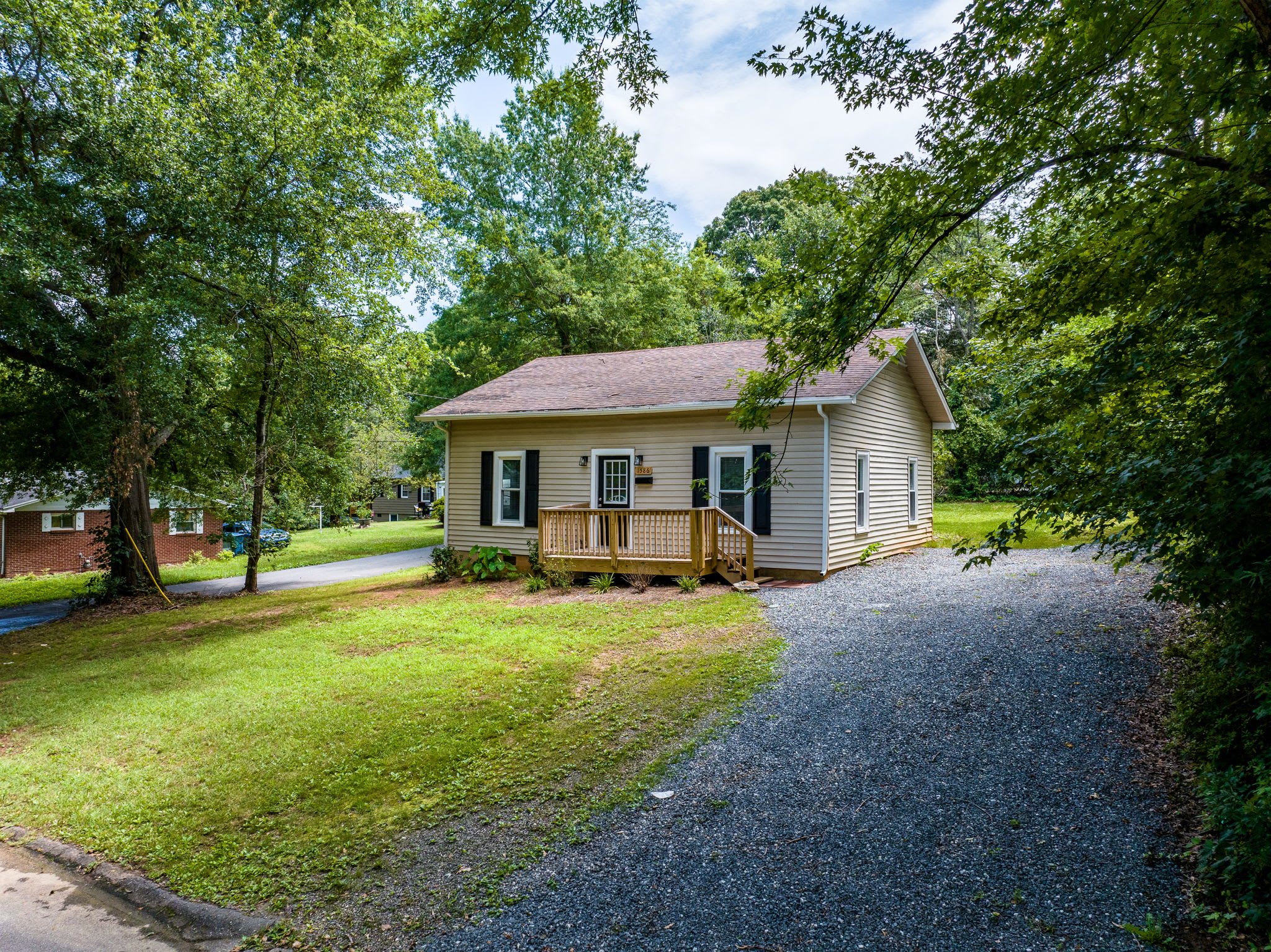 1586 3Rd Street Dr Ne – photo 1 of 192