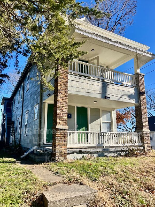2947 York St. – photo 1